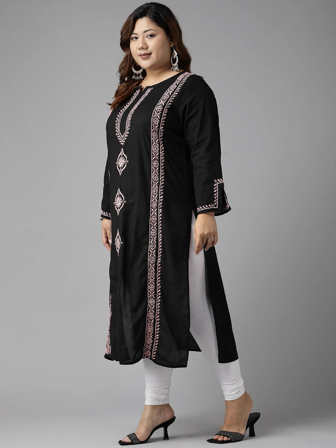 Ada Hand Embroidered Black Cotton Lucknowi Chikan Straight Kurta A411391