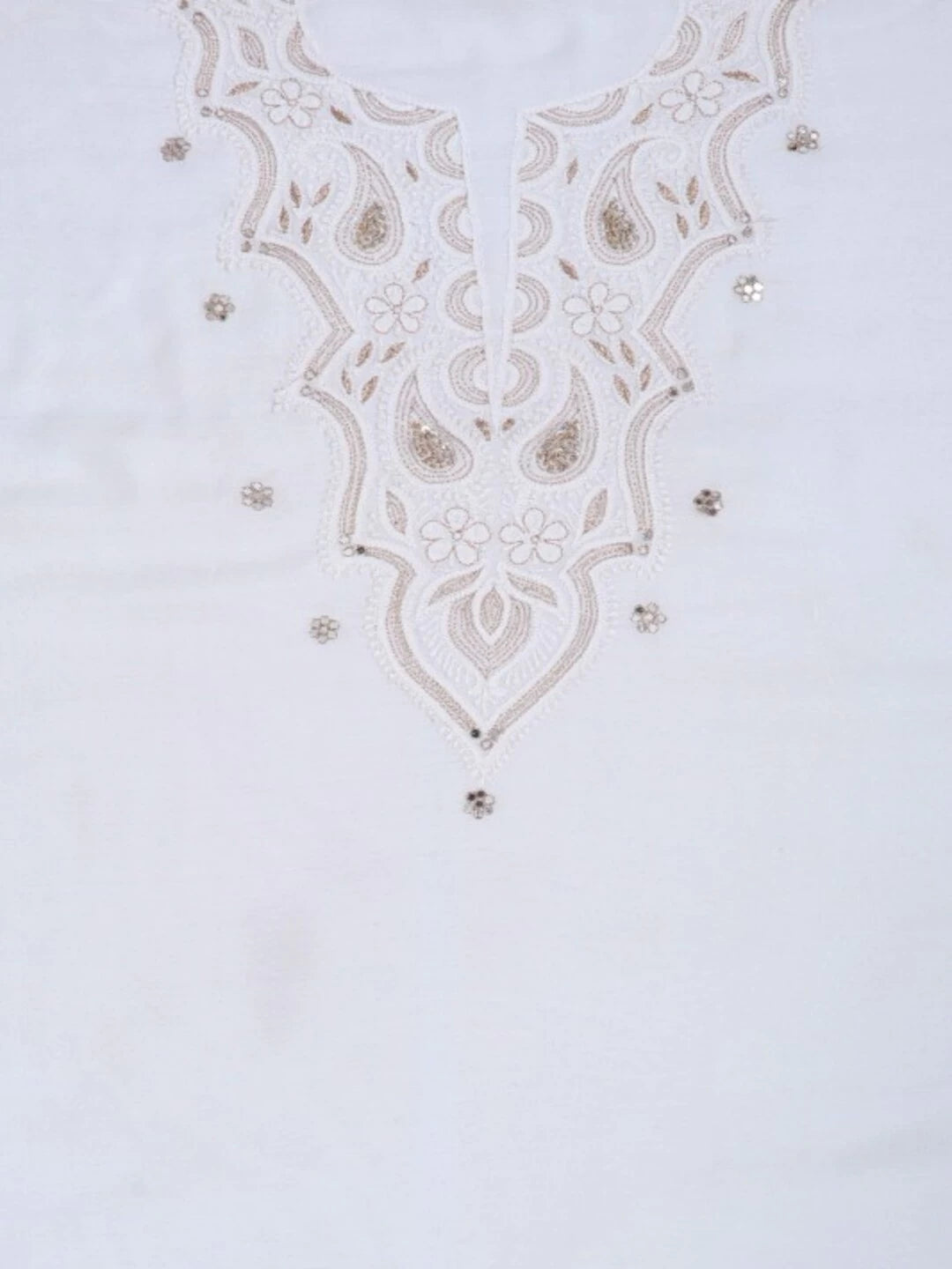 Ada Hand Embroidered White Muslin Lucknowi Chikankari Unstitched Kurta Piece With Zari Work A485141