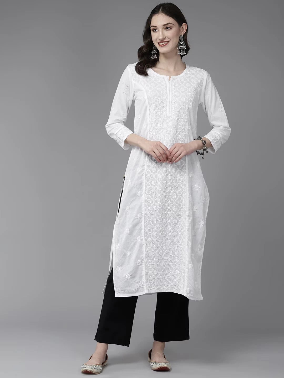 Ada Hand Embroidered White Cotton Lucknowi Chikankari Straight Kurta A411471