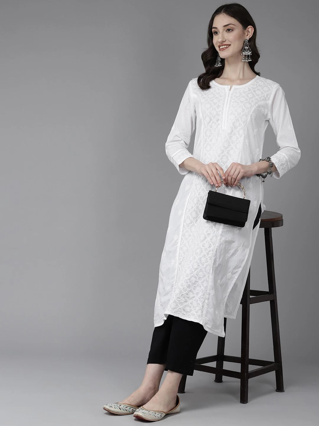 Ada Hand Embroidered White Cotton Lucknowi Chikankari Straight Kurta A411471