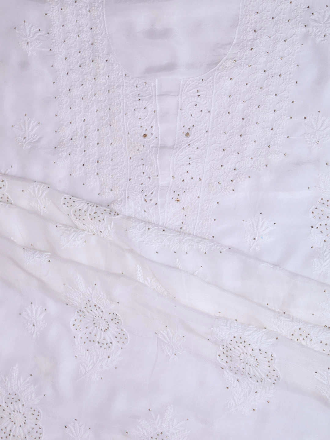 Ada Hand Embroidered White Muslin Lucknowi Chikankari Unstitched Kurta Piece With Muqaish Work 01A167521