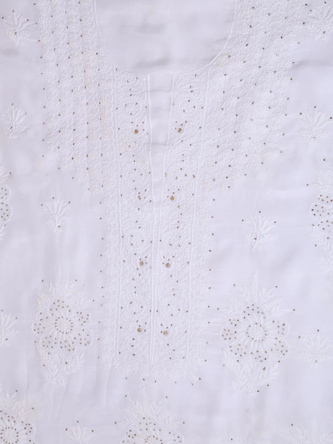 Ada Hand Embroidered White Muslin Lucknowi Chikankari Unstitched Kurta Piece With Muqaish Work 01A167521
