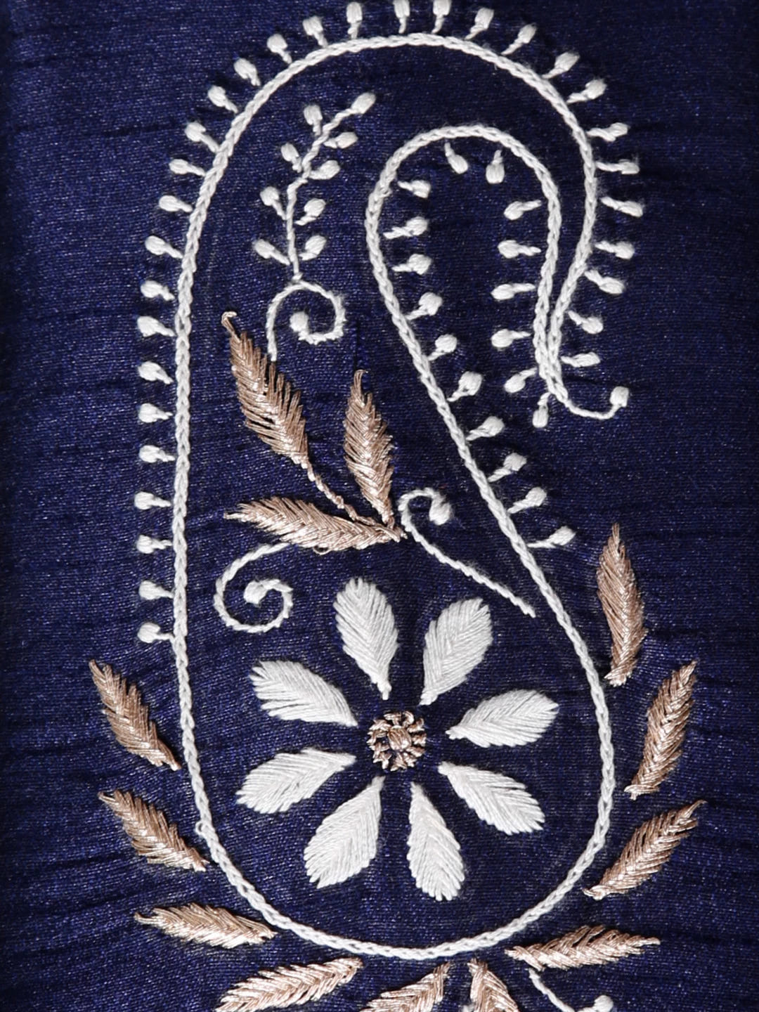 Ada Hand Embroidered Midnight Blue Silk Lucknowi Chikankari Mobile Cover With Zari Work 01A398366