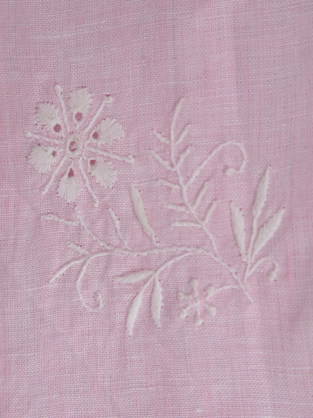 Ada Hand Embroidered Powder Pink Cotton Lucknowi Chikankari Napkin Set 01A4321218