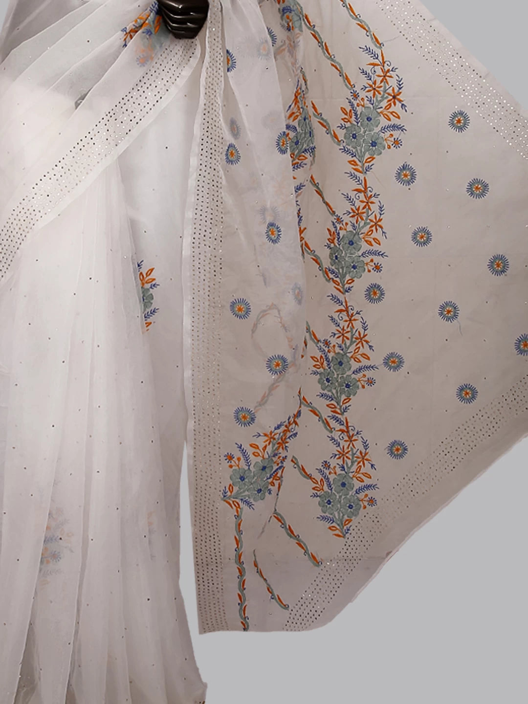 Ada Hand Embroidered Pearl White Organza Lucknowi Chikankari Saree/Blouse With Mukaish Work 01A367134