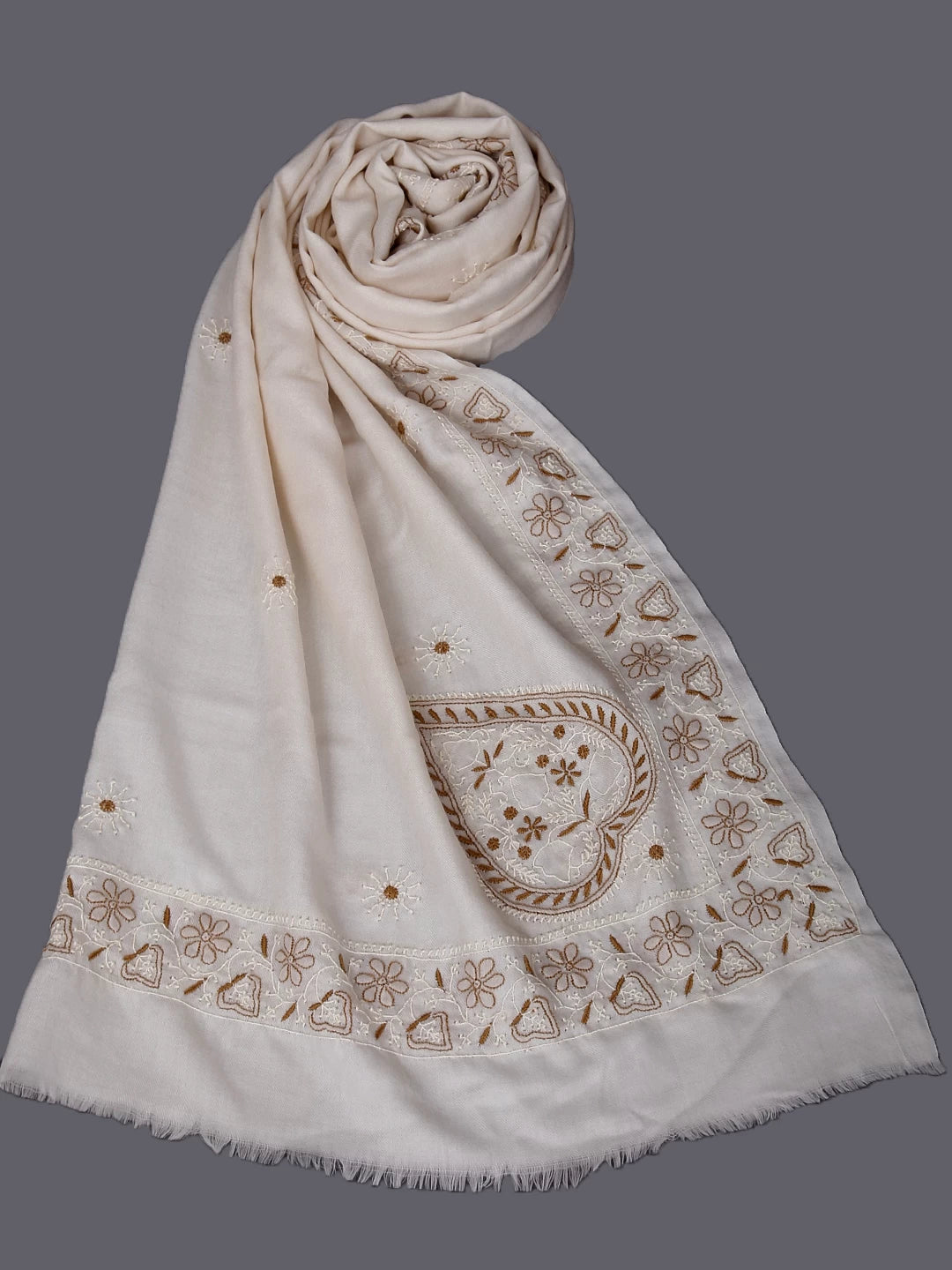Ada Hand Embroidered Ivory White Lucknowi Chikankari unisex Shawl 01A334906