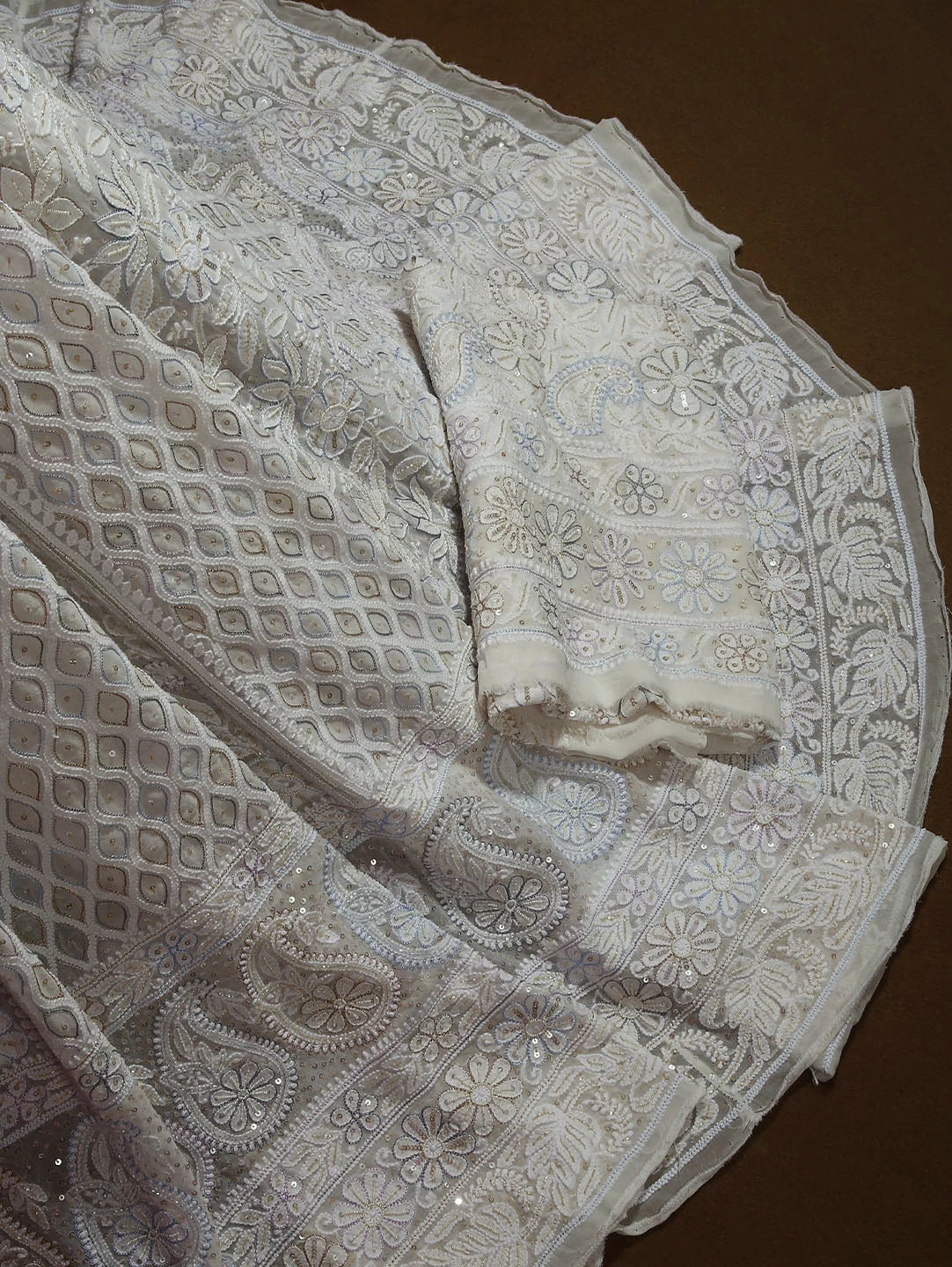 Ada Hand Embroidered White Pure Georgette Lucknowi Chikankari Lehenga Set With Zari Work 01A412550