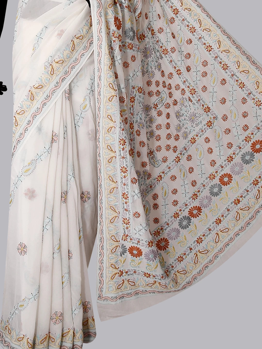 Ada Hand Embroidered Off White Pure Georgette Lucknowi Chikankari Saree With Blouse 01A330768