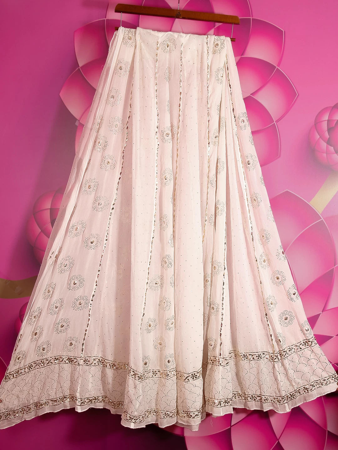 Ada Hand Embroidered Off White Pure Georgette Lucknowi Chikankari Lehenga Skirt (only skirt) With Muqaish Work A210536