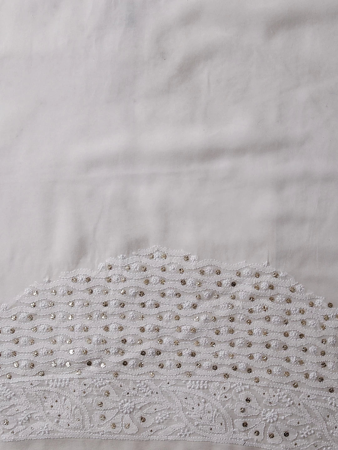 Ada Hand Embroidered Off White Pure Georgette Lucknowi Chikankari Saree/Blouse With Muqaish Work 01A286808