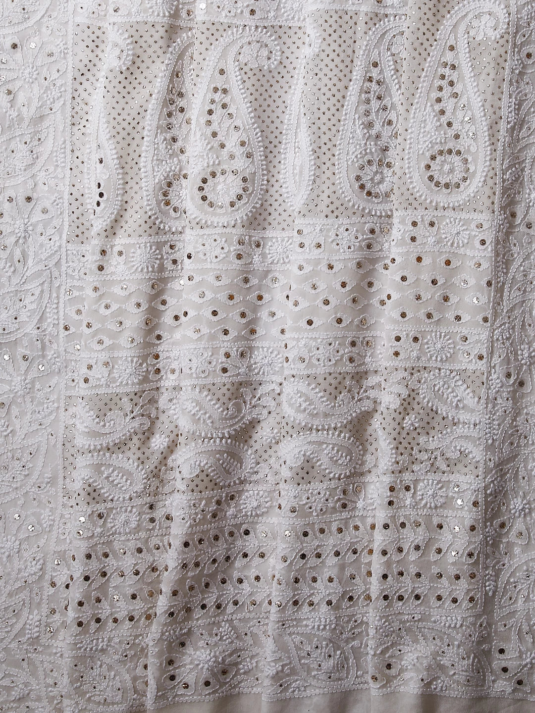 Ada Hand Embroidered Off White Pure Georgette Lucknowi Chikankari Saree/Blouse With Muqaish Work 01A286808