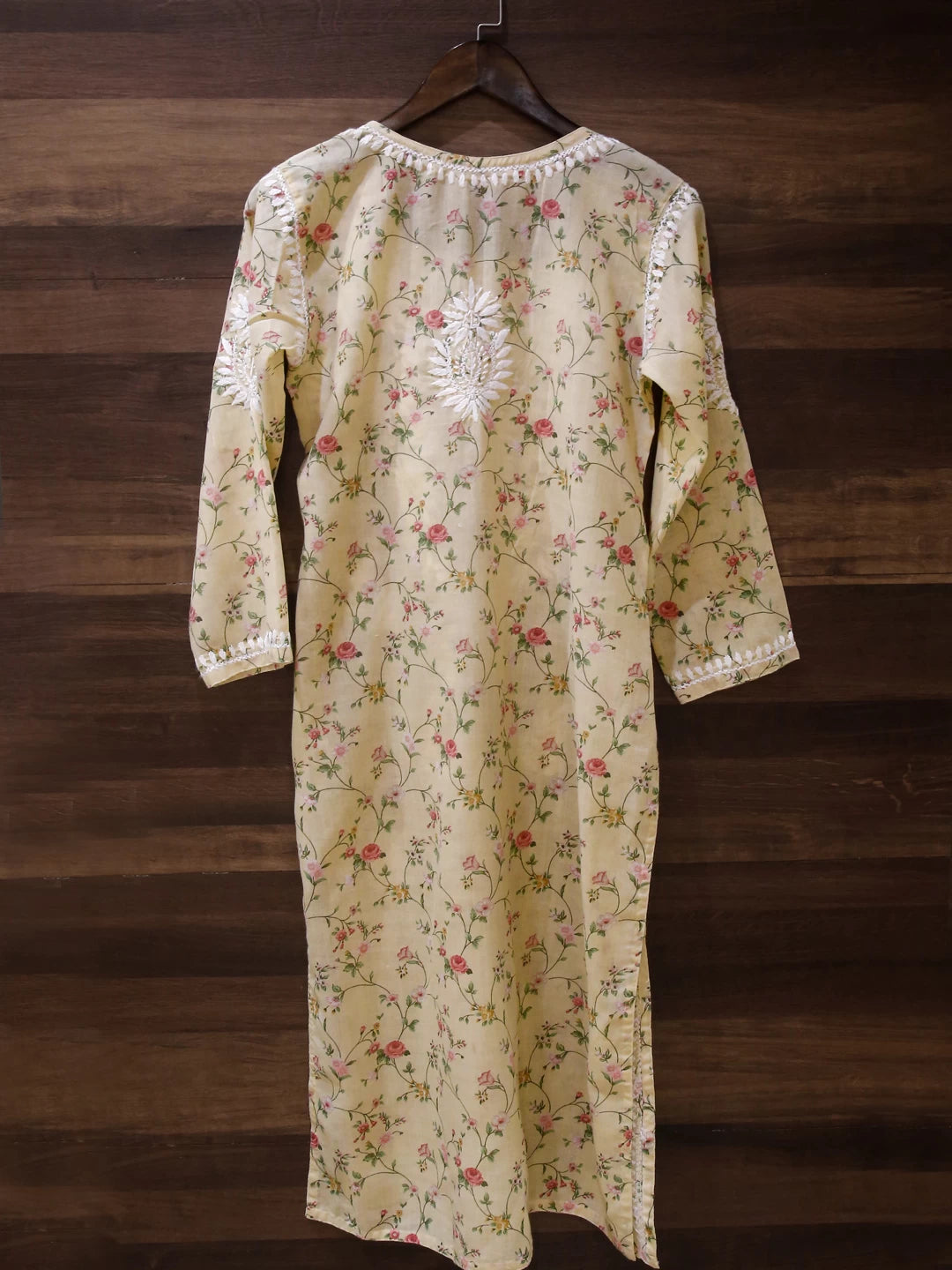 Ada Hand Embroidered Cream Cotton Floral Printed Lucknowi Chikankari Straight Kurta A411520