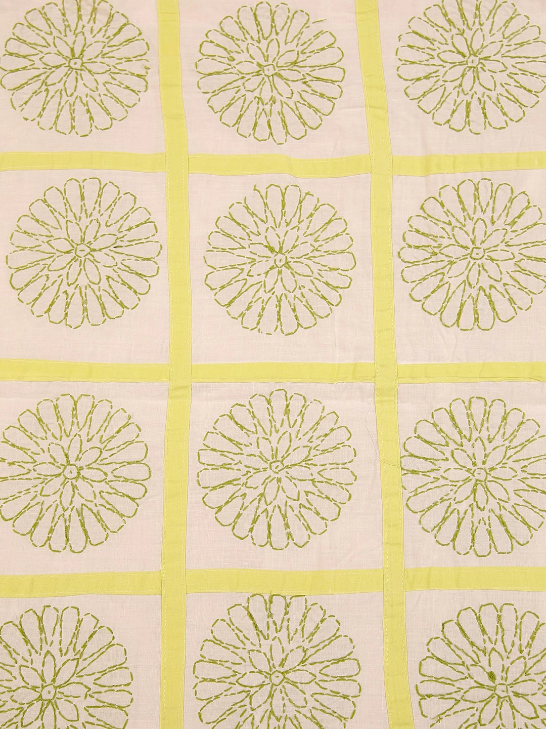 Ada Hand Embroidered White And Green Cotton Lucknowi Chikankari Bed Sheet With Pillow Cover Set 01A316593