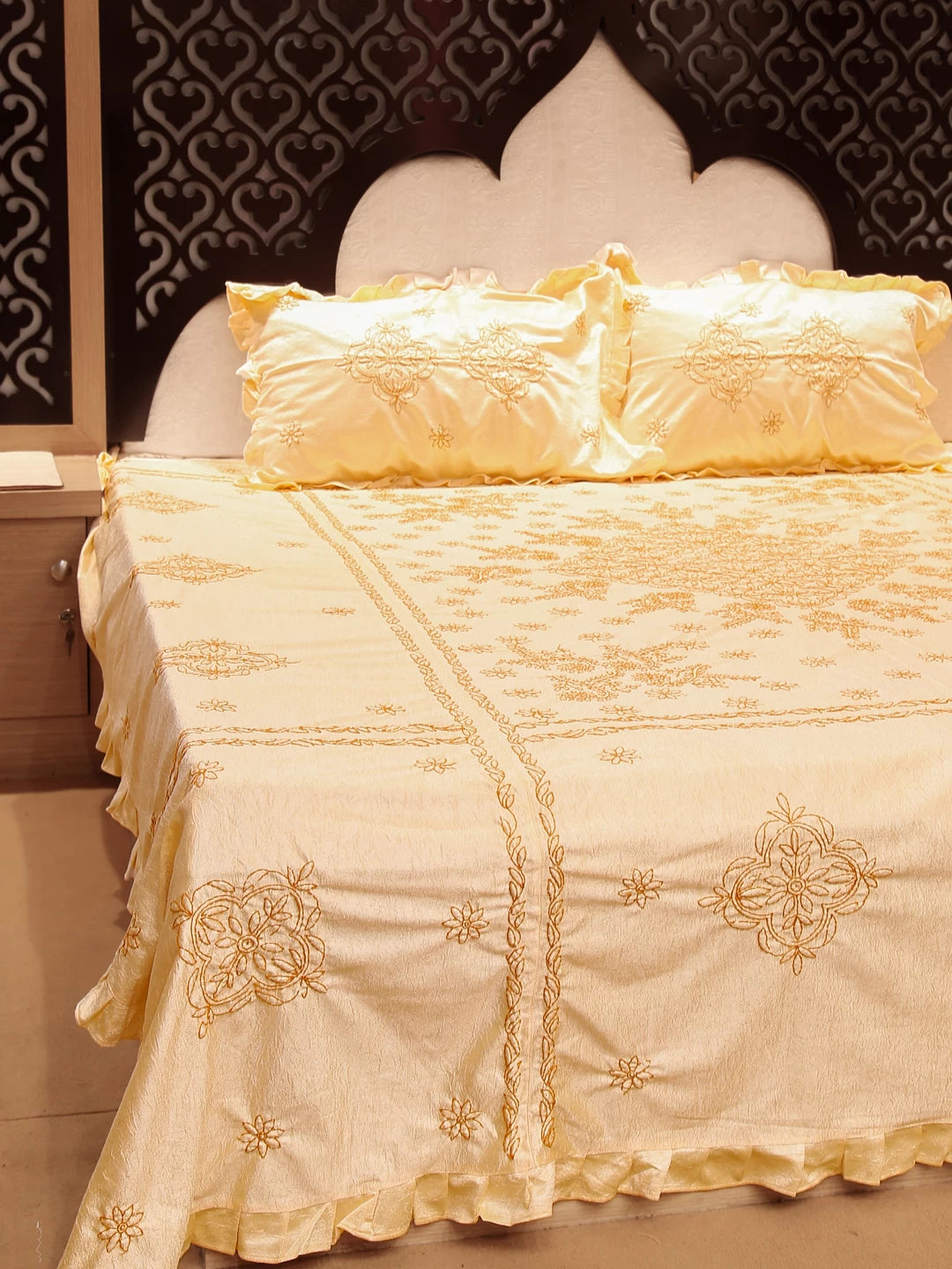 Ada Hand Embroidered Beige Silk Lucknowi Chikankari Bed Sheet With Pillow /Cushion Cover Set 01A442694