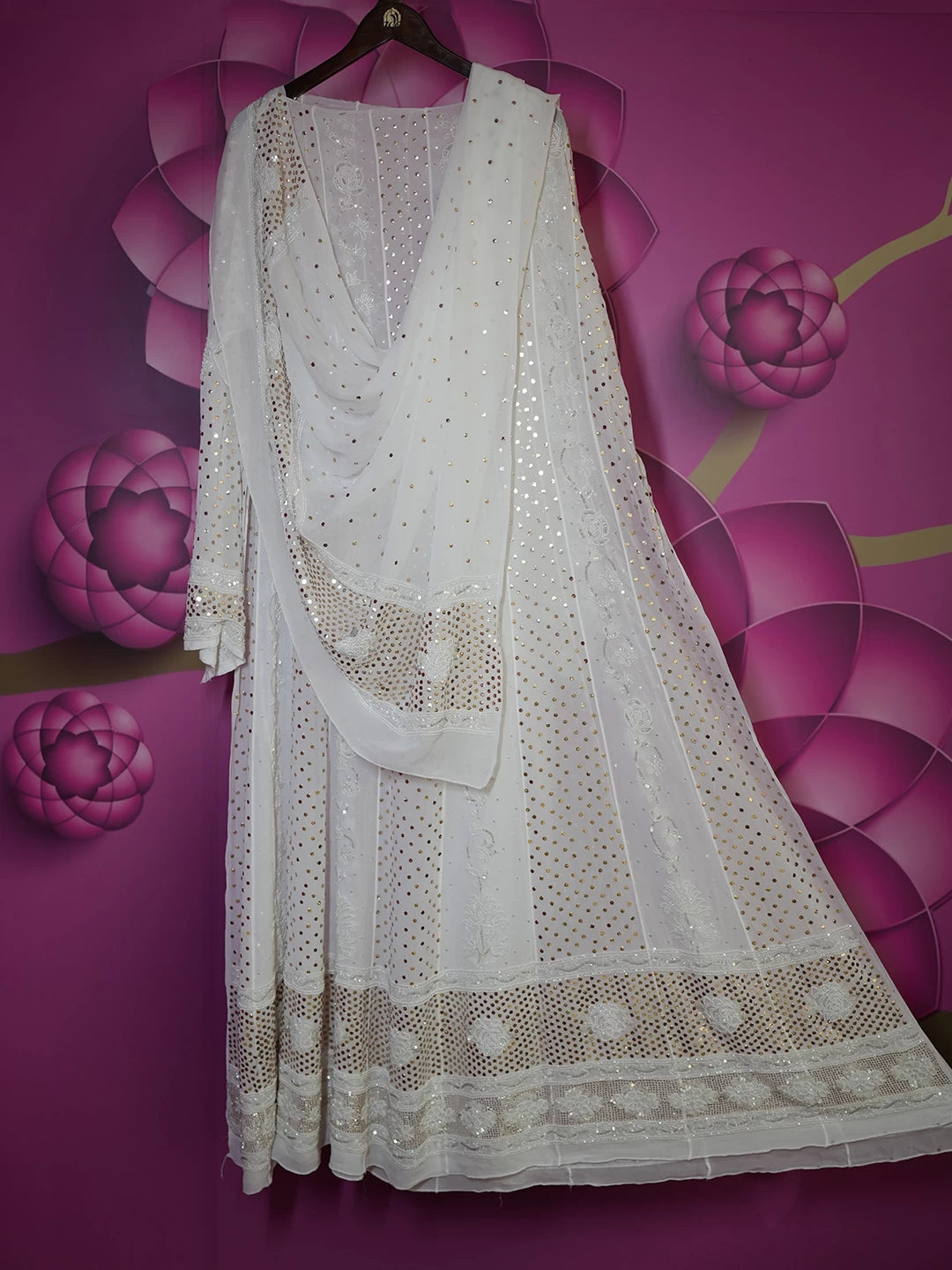 Ada Hand Embroidered White Viscose Georgette Lucknowi Chikankari Semi-Stitched Anarkali Kurta Dupatta Set With Pearl Work 01A389111
