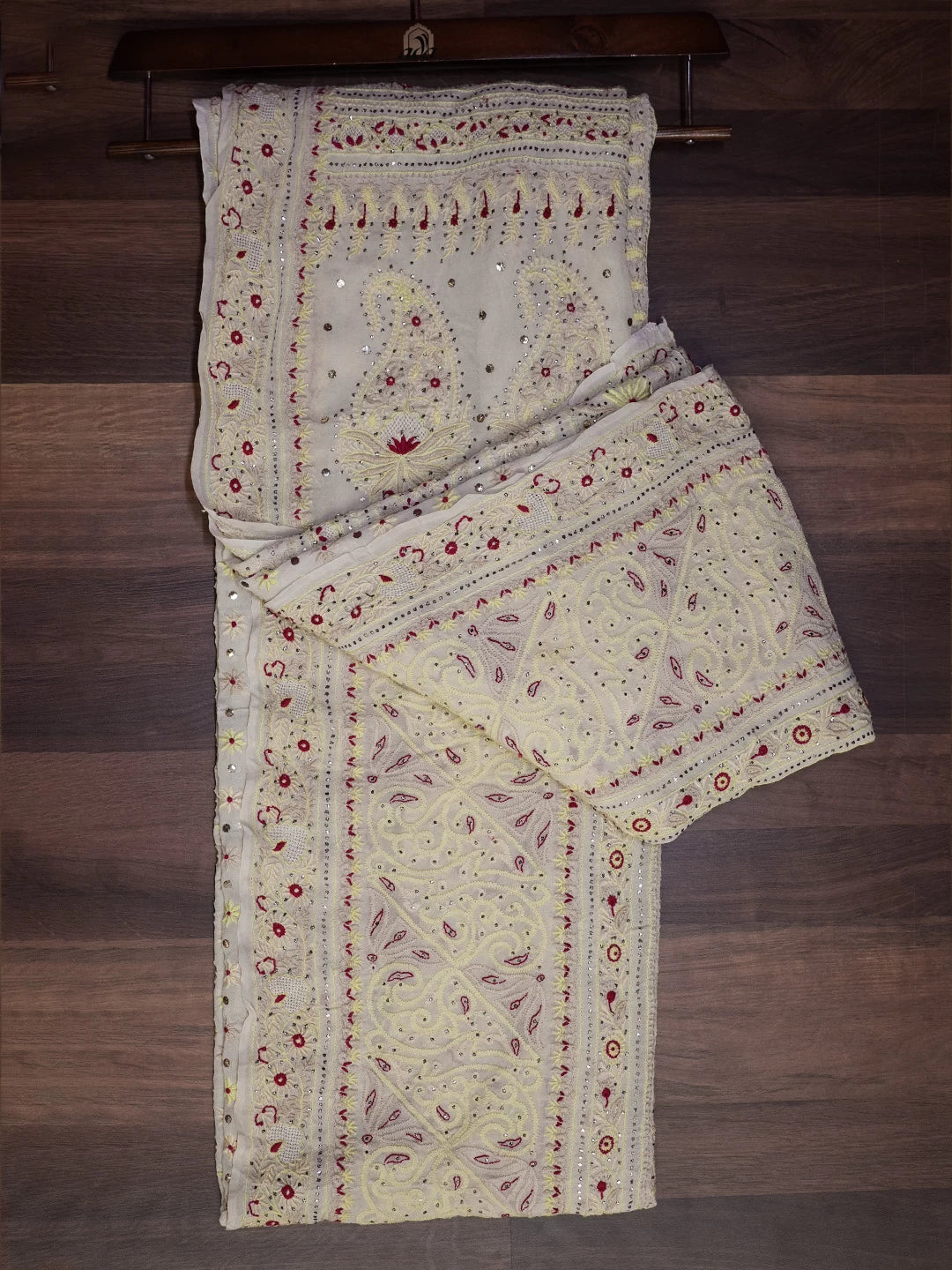Ada Hand Embroidered Beige Pure Georgette Lucknowi Chikankari Saree/Blouse With Muqaish Work 01A412512