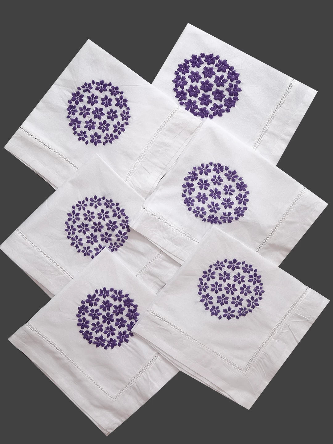 Ada Hand Embroidered White Cotton Lucknowi Chikankari Napkin Set 01A394761