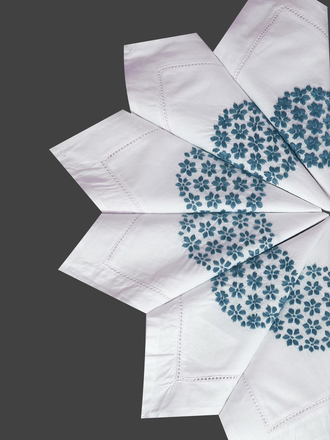 Ada Hand Embroidered White Cotton Lucknowi Chikankari Napkin Set 01A419086