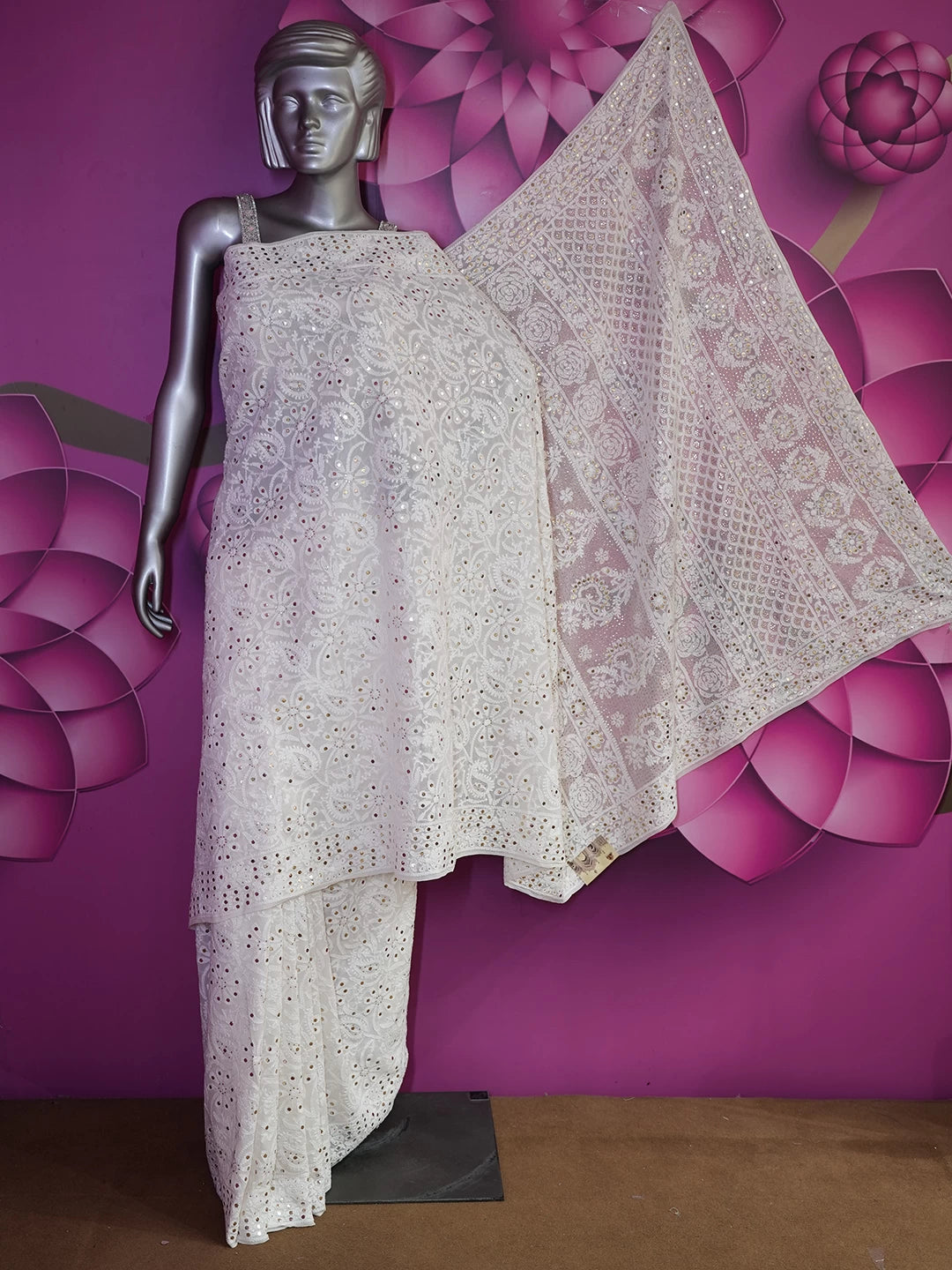 Ada Hand Embroidered Off White Pure Georgette Lucknowi Chikankari Saree/Blouse With Muqaish Work 01A459379
