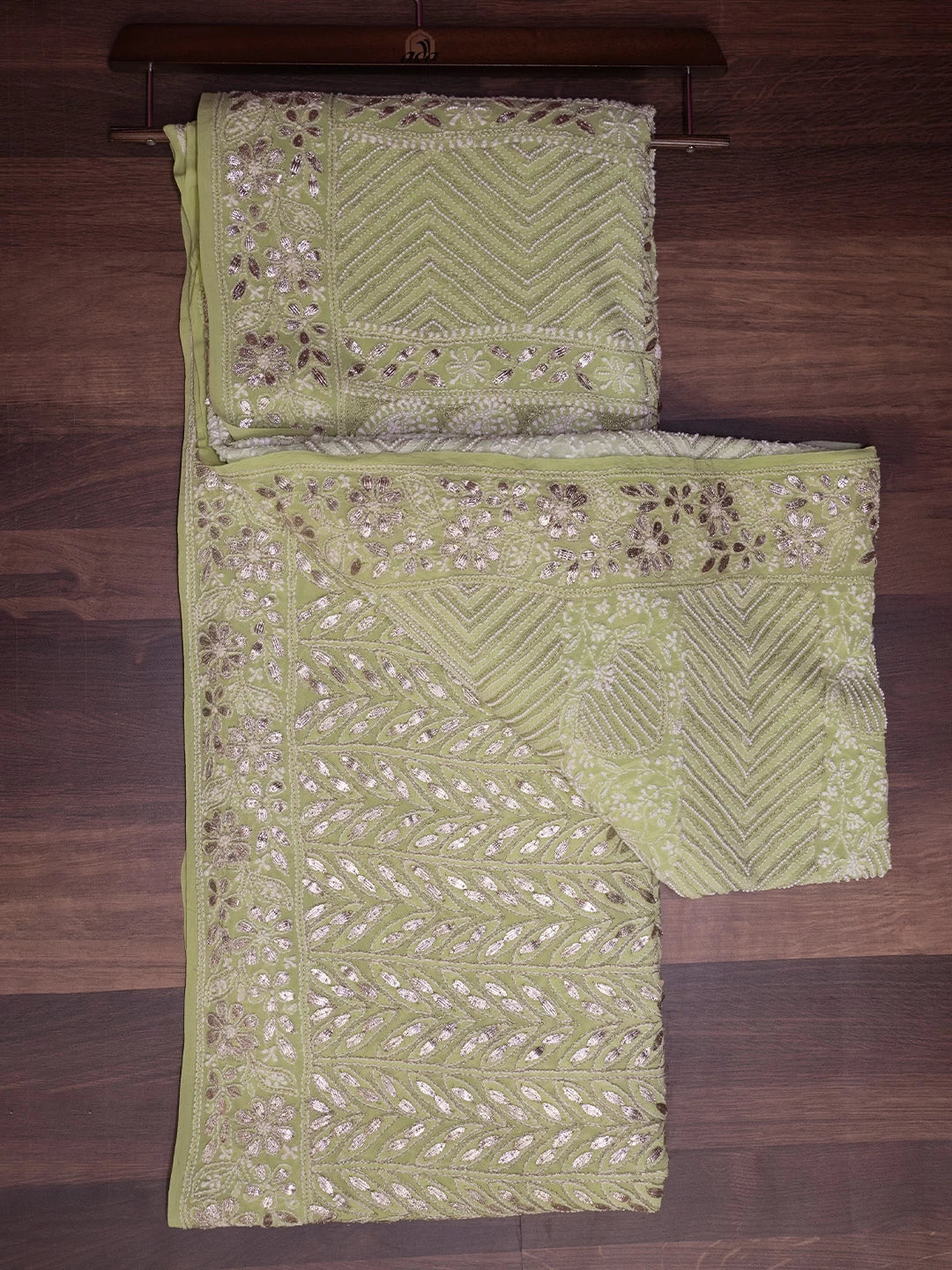 Ada Hand Embroidered Ombre Shade Of Green Georgette Lucknowi Chikankari Saree/Blouse With Pearl Work 01A369078
