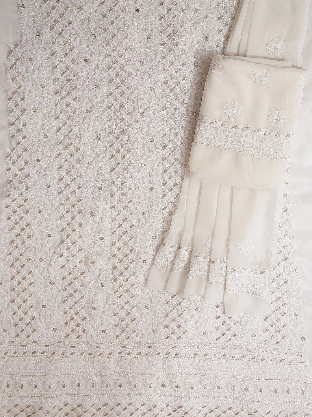 Ada Hand Embroidered Off White Georgette Lucknowi Chikankari Unstitched Suit Piece With Gotapatti Work 01A470632