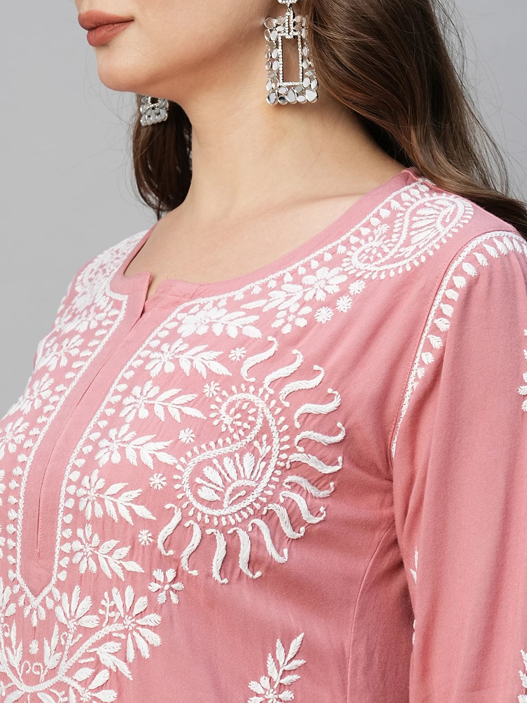 Ada Hand Embroidered Dusty Pink Rayon Lucknowi Chikankari Straight Kurta A411488