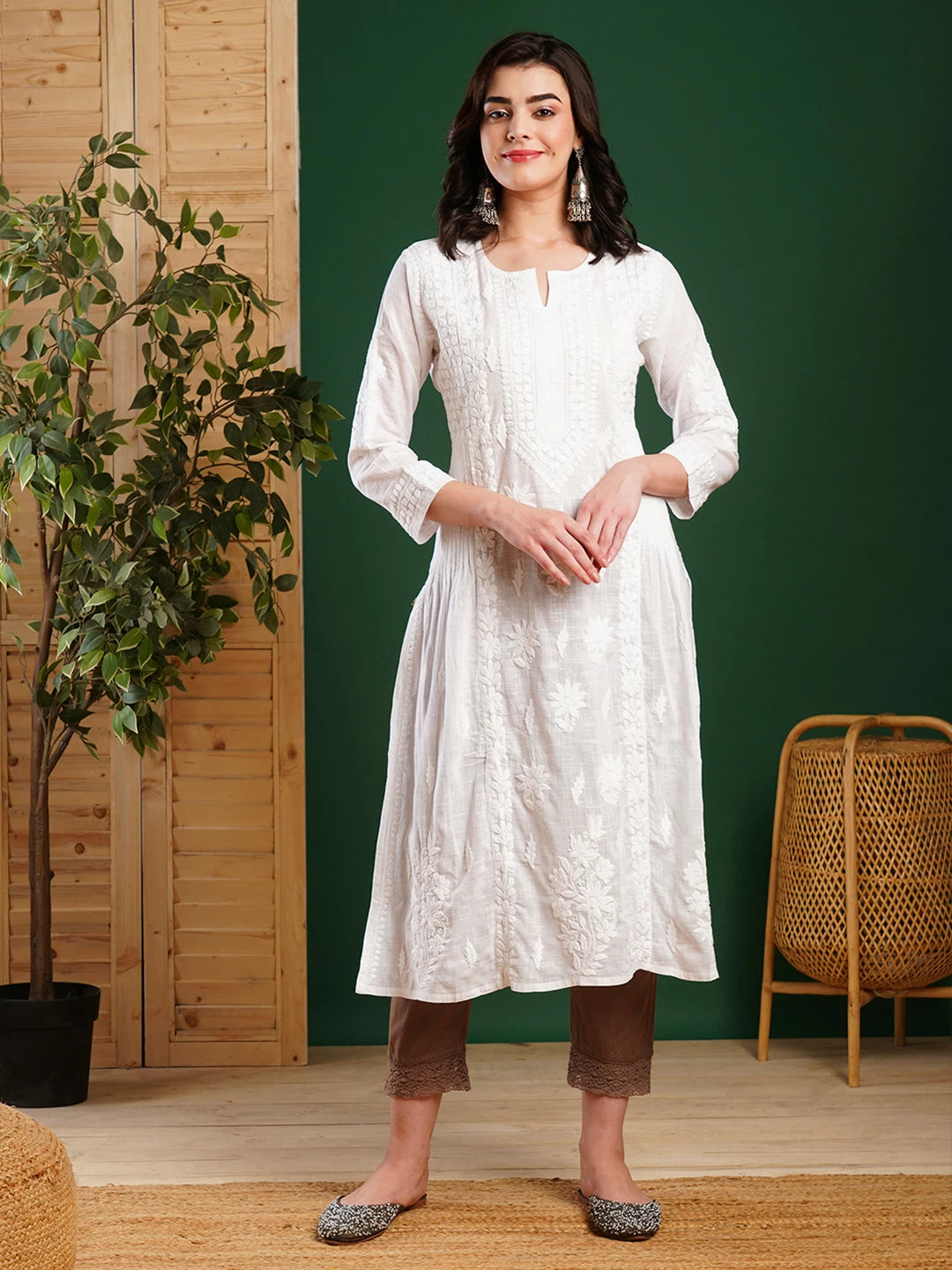 Ada Hand Embroidered White Linen Lucknowi Chikankari Straight Kurta A411544