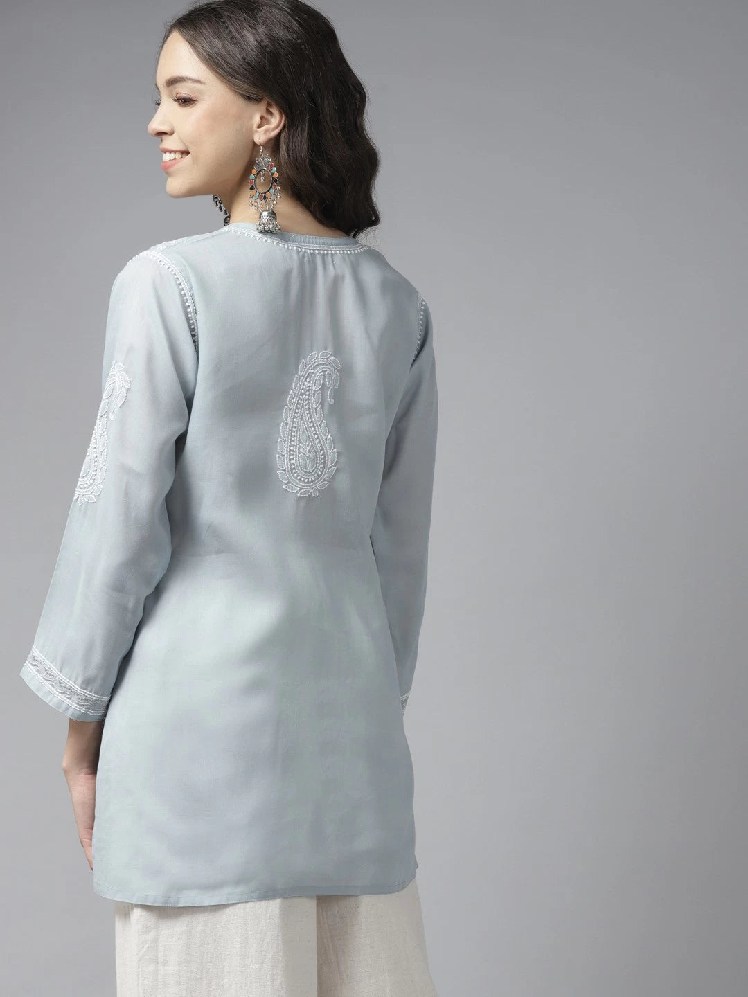 Ada Hand Embroidered Grey Cotton Lucknowi Chikankari Short Kurti With Zari Work A911191