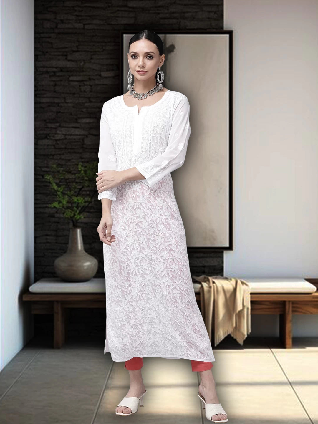 Ada Hand Embroidered White Georgette Lucknowi Chikankari Kurta A411331
