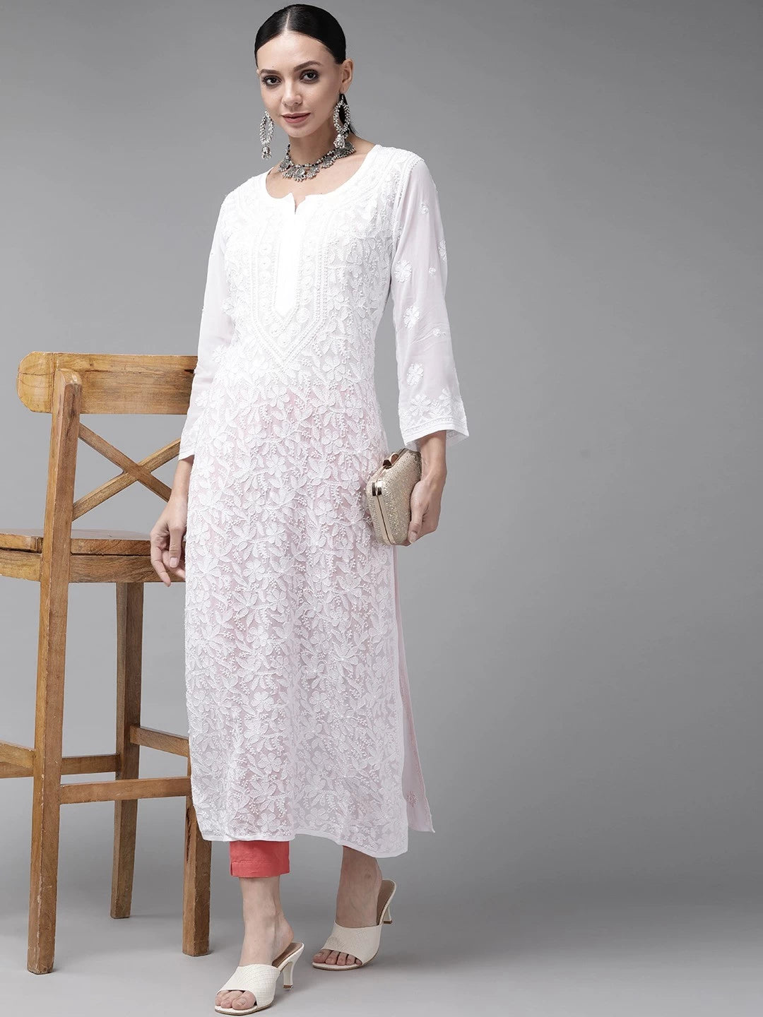 Ada Hand Embroidered White Georgette Lucknowi Chikankari Kurta A411331