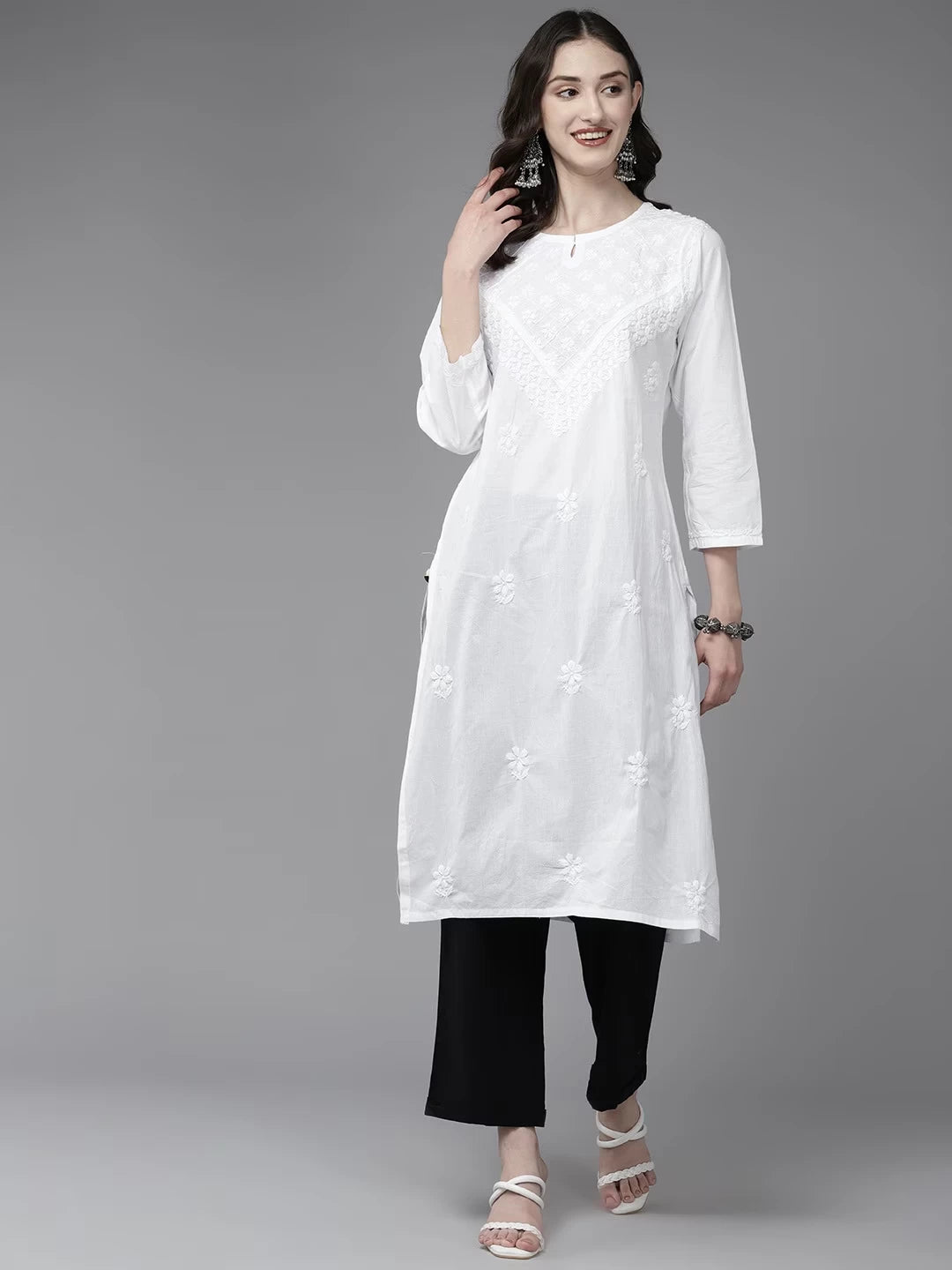Ada Hand Embroidered White Cotton Lucknowi Chikankari Straight Kurta A411469