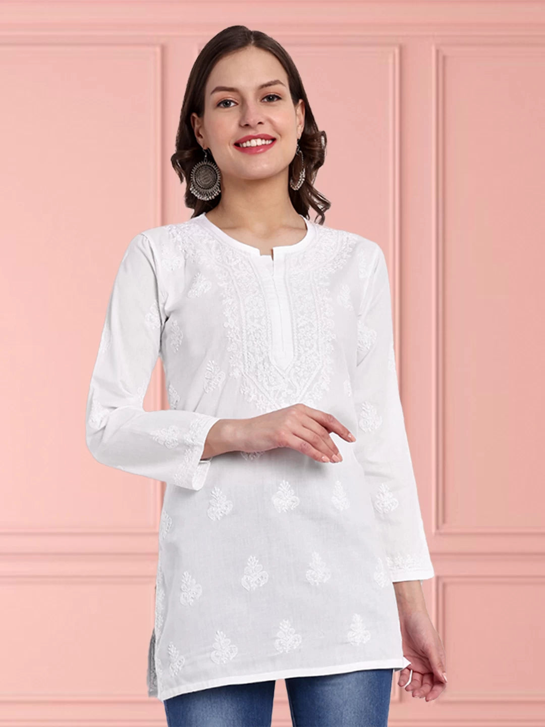 Ada Hand Embroidered White Cotton Lucknowi Chikankari Straight Kurti A911335