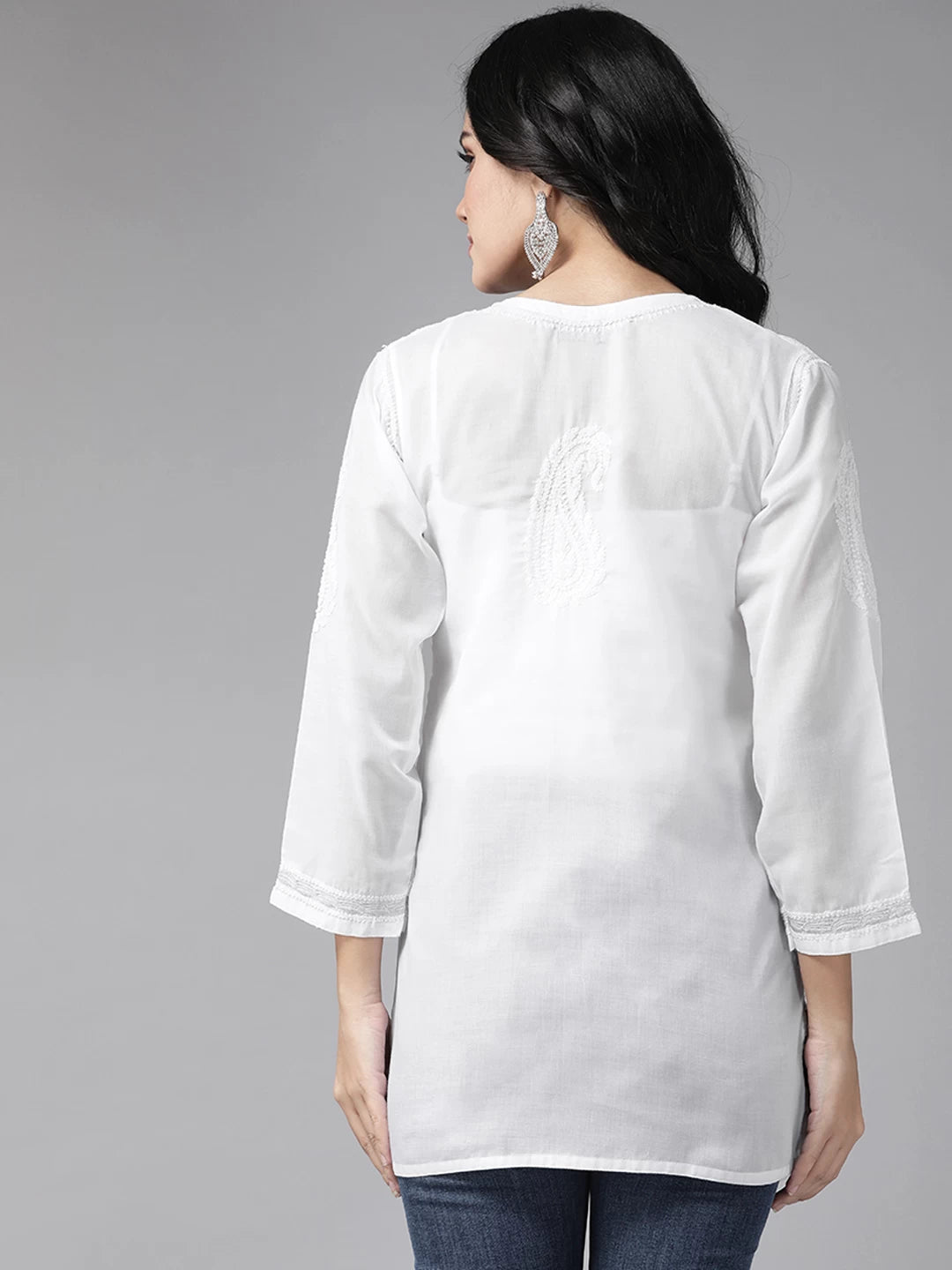 Ada Hand Embroidered White Cotton Lucknowi Chikankari Straight Kurti With Zari Work A178625