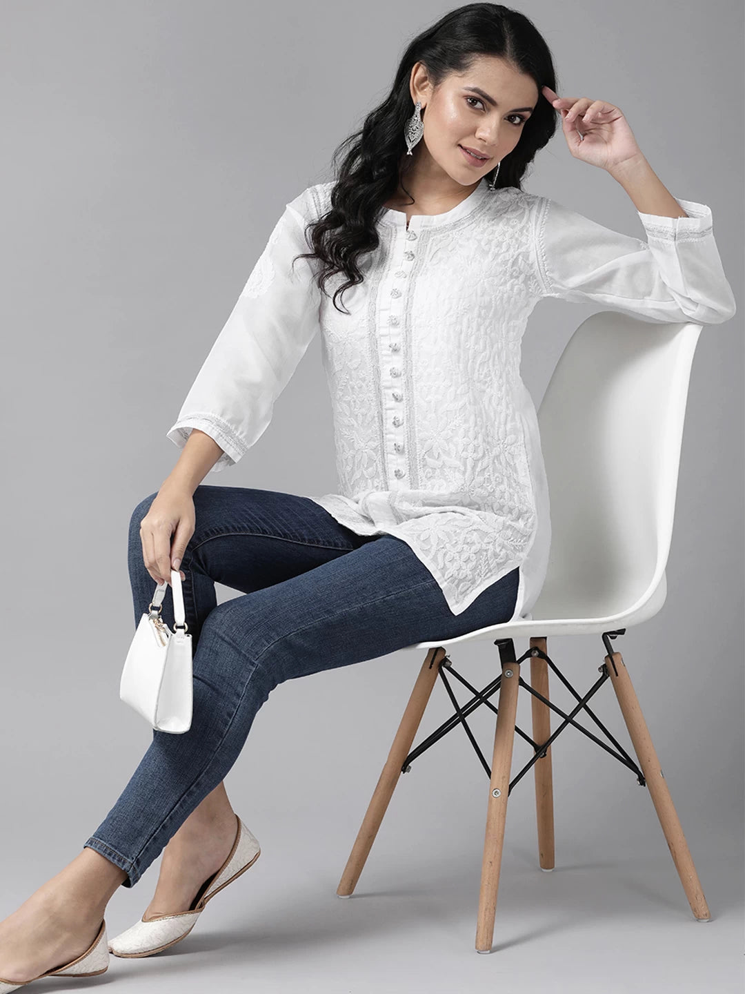 Ada Hand Embroidered White Cotton Lucknowi Chikankari Straight Kurti With Zari Work A178625
