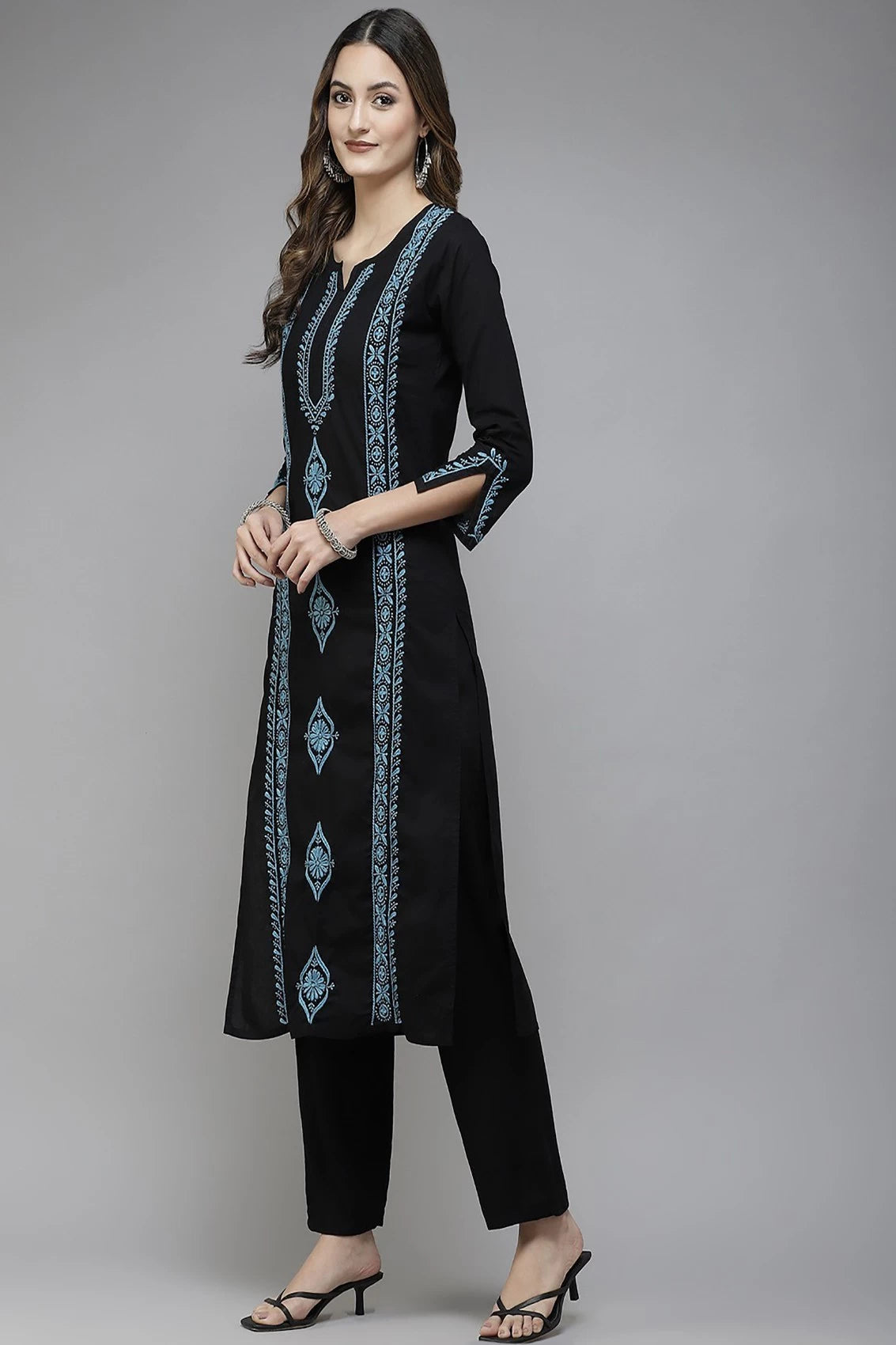 Ada Hand Embroidered Black Cotton Lucknowi Chikan Straight Kurta A411392