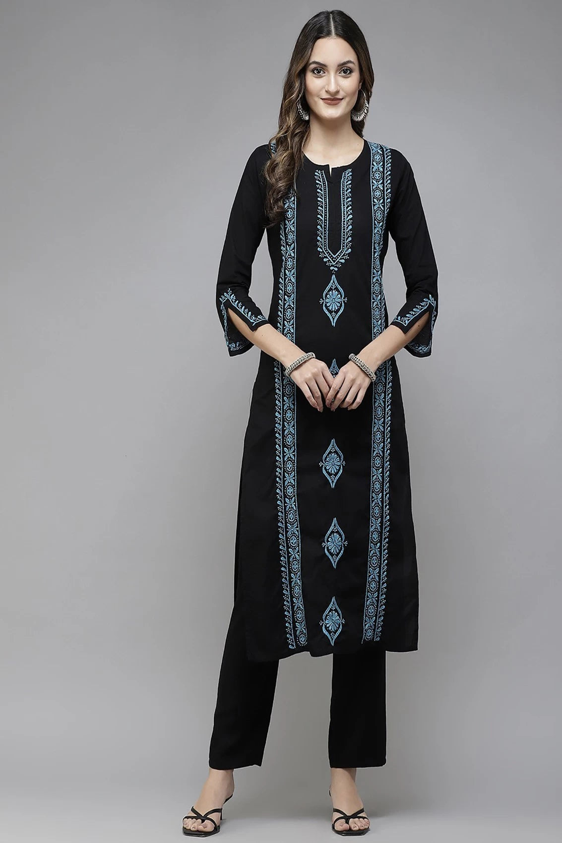Ada Hand Embroidered Black Cotton Lucknowi Chikan Straight Kurta A411392