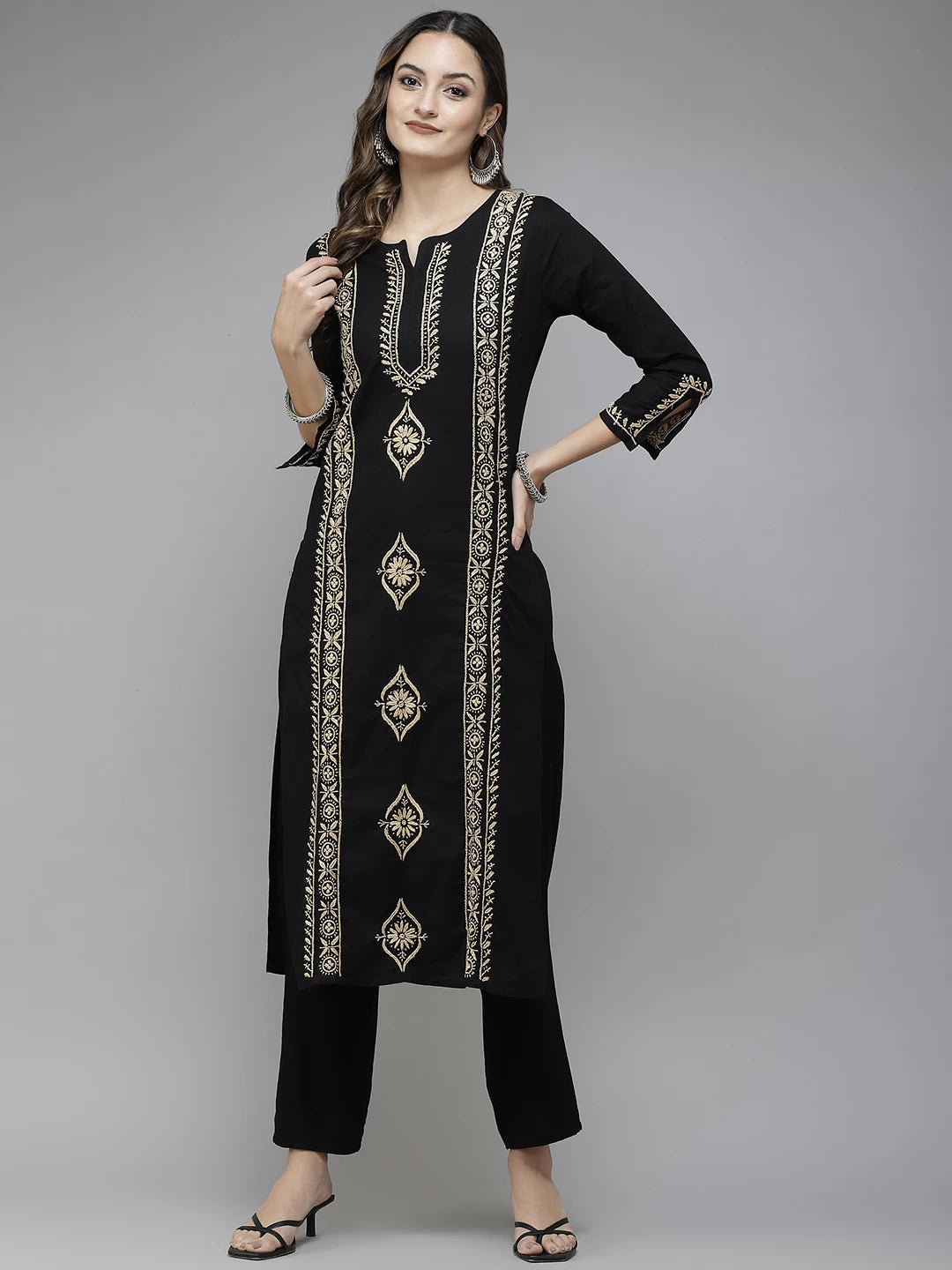 Ada Hand Embroidered Black Cotton Lucknowi Chikan Straight Kurta A411393