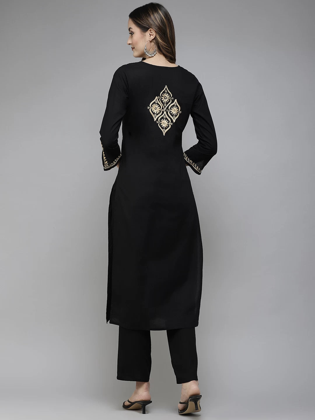Ada Hand Embroidered Black Cotton Lucknowi Chikan Straight Kurta A411393