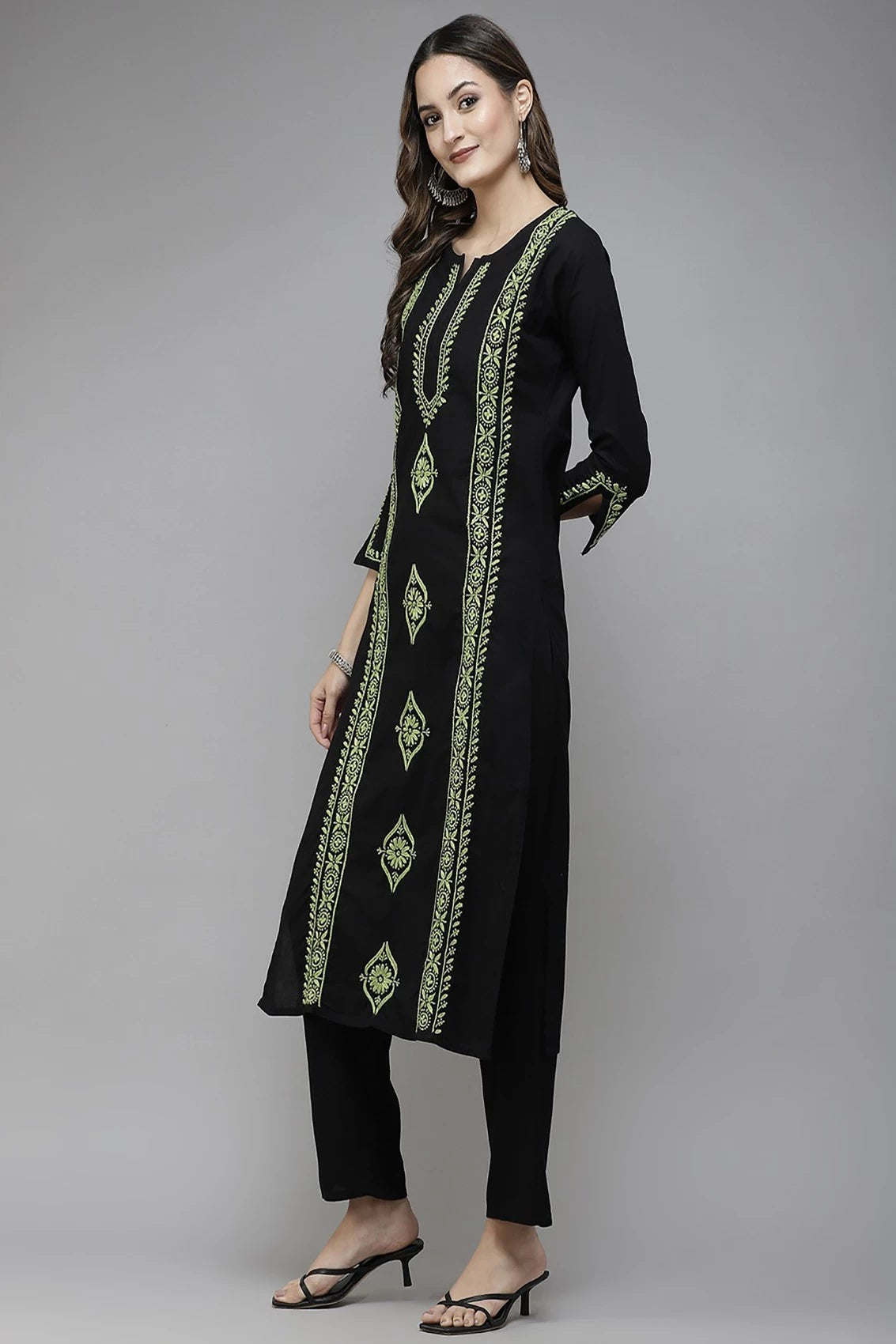 Ada Hand Embroidered Black Cotton Lucknowi Chikan Straight Kurta A411388