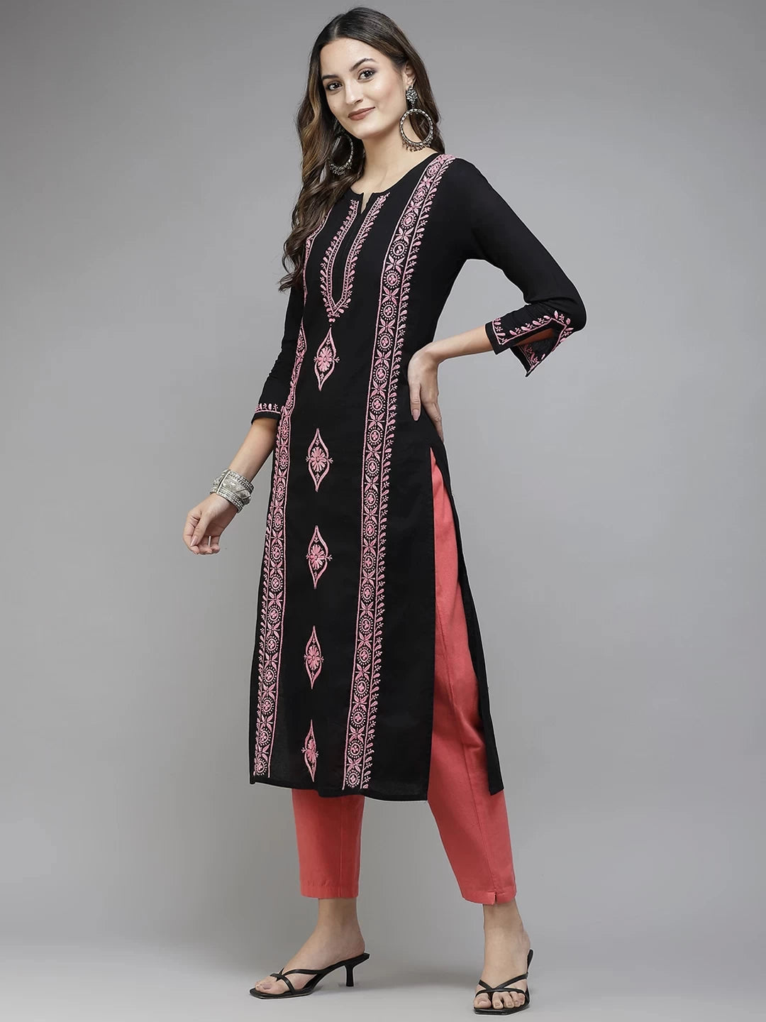 Ada Hand Embroidered Black Cotton Lucknowi Chikan Straight Kurta A411390