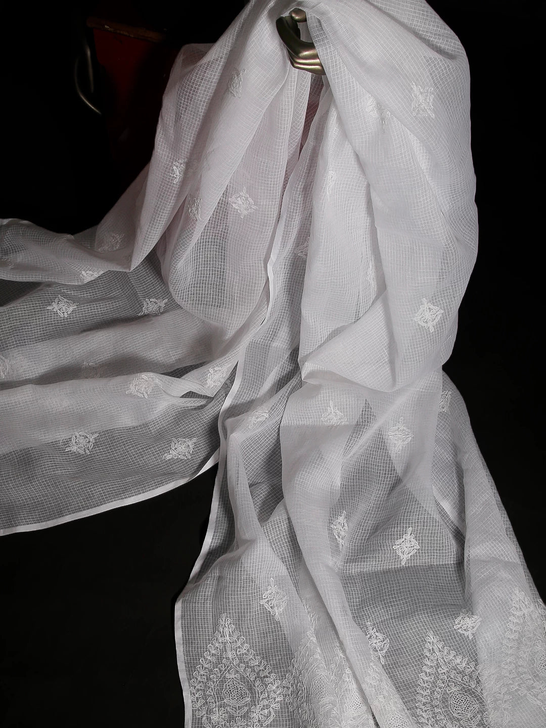 Ada Hand Embroidered White Kota Cotton Lucknowi Chikankari Dupatta 01A452548