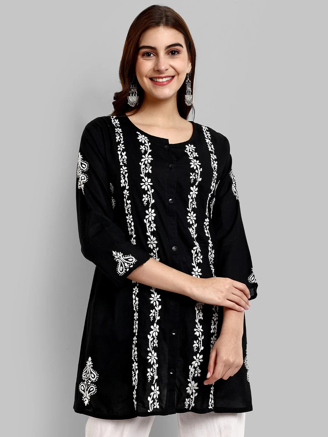 Ada Hand Embroidered Black And White Cotton Lucknowi Chikankari Short Kurti A911376