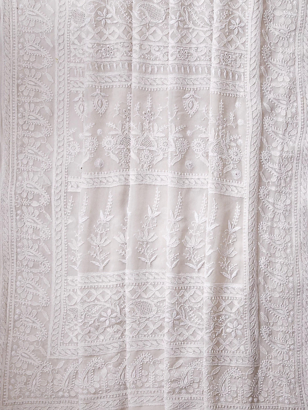 Ada Hand Embroidered Off White Pure Georgette Lucknowi Chikankari Saree With Blouse 01A395436