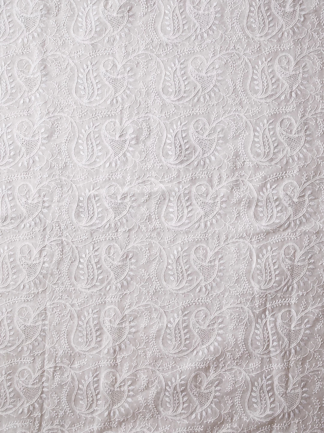 Ada Hand Embroidered Off White Pure Georgette Lucknowi Chikankari Saree With Blouse 01A395436