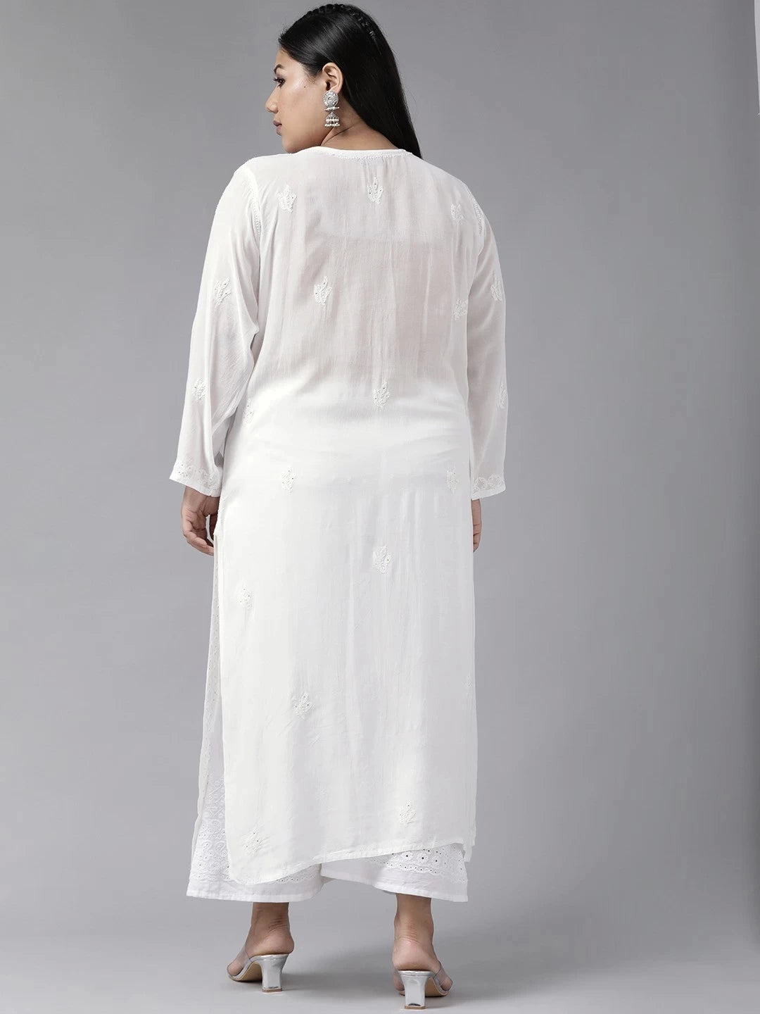 Ada Hand Embroidered White Muslin Lucknowi Chikankari straight Kurta With Muqaish Work A100420