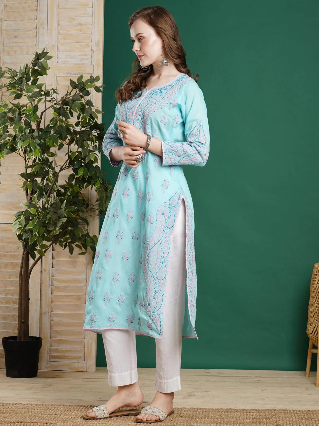 Ada Hand Embroidered Blue Cotton Lucknowi Chikankari Straight Kurta A100368