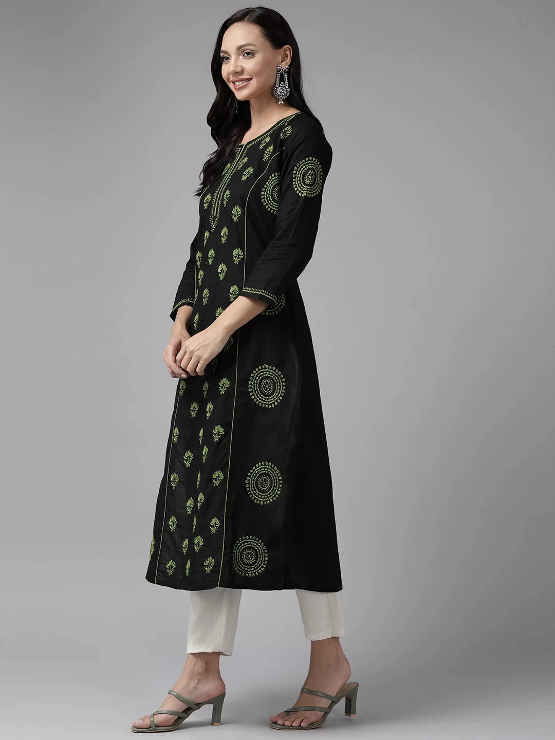 Ada Hand Embroidered Black Cotton Lucknowi Chikankari Straight Kurta A411466