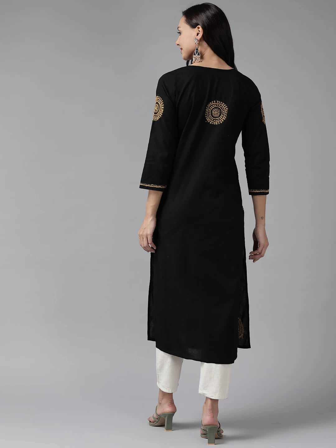 Ada Hand Embroidered Black Cotton Lucknowi Chikankari Straight Kurta A411461