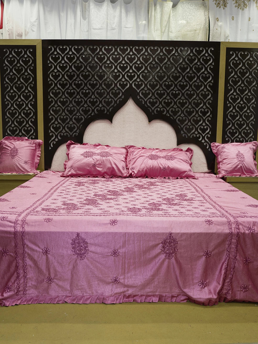 Ada Hand Embroidered Pink Silk Lucknowi Chikankari Bed Sheet With Pillow And Cushion Cover Set 01A483959
