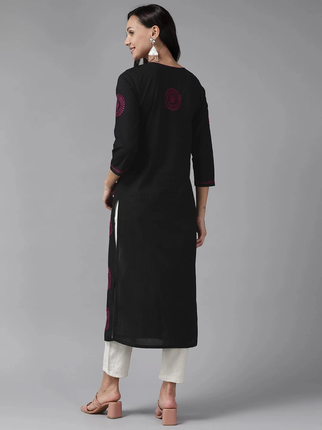 Ada Hand Embroidered Black Cotton Lucknowi Chikankari Straight Kurta A411441